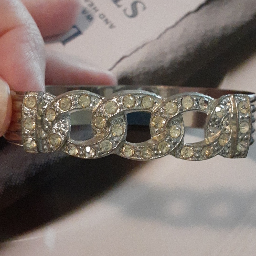 VTG Rhinestone Cuff Bracelet - Silver Tone